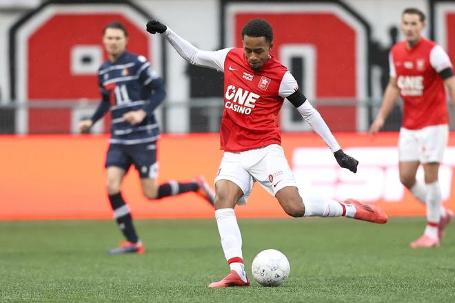 以张雨霏为 以张雨霏为