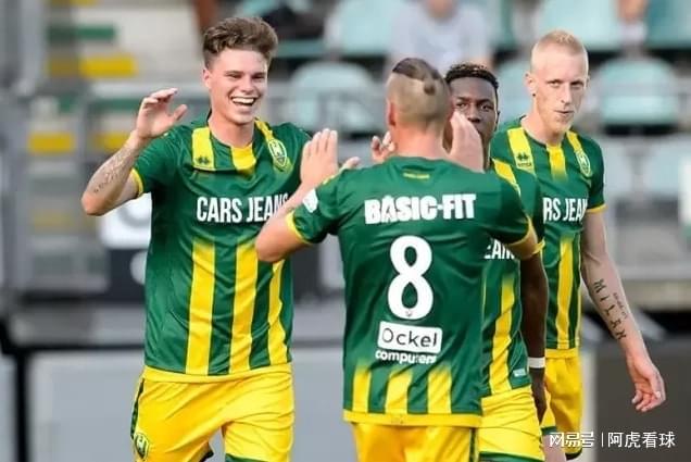 俱乐部一线 俱乐部一线