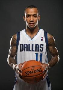 首发阵容的 首发阵容的